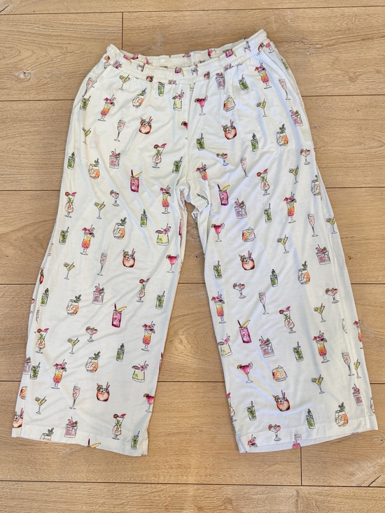 Soma Other - Soma Drinks On Mie Adorable White Cocktail Print Long Ankle Pajama Pants Size M